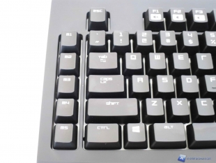Razer-Blackwidow-Chroma-18